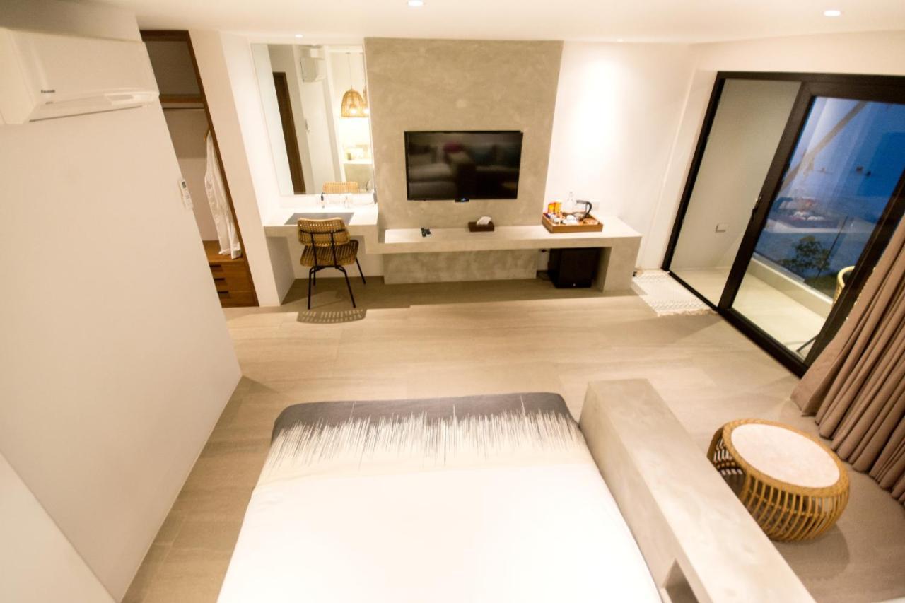 True Home Hotel Balabag  Экстерьер фото