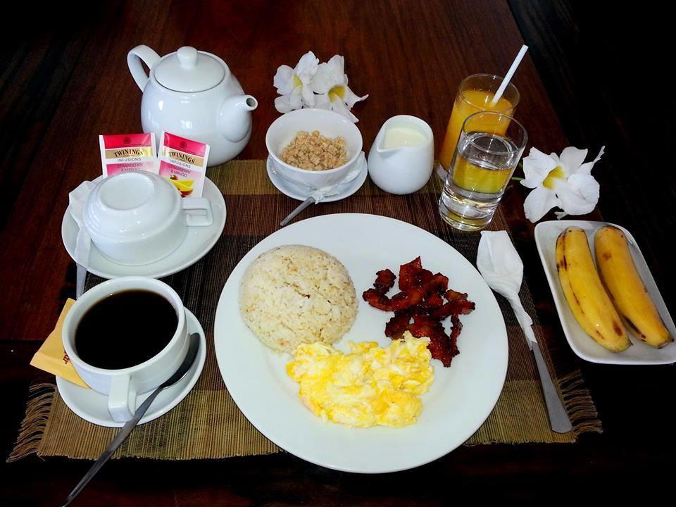 True Home Hotel Balabag  Экстерьер фото